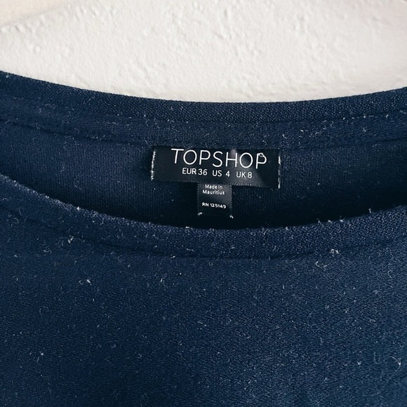 Topshop Short Sleeve Ladder Trim Tee Size S - Picture 2 of 4